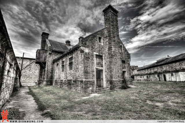 Eastern_State_Penitentiary-Outdoors_-06