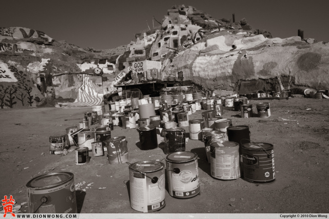 DionWong_SalvationMountain_06