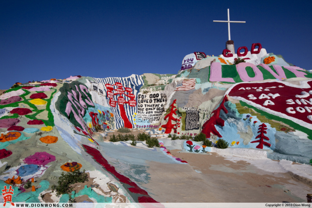 DionWong_SalvationMountain_10